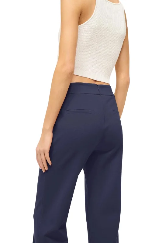 Knack Pant in Navy