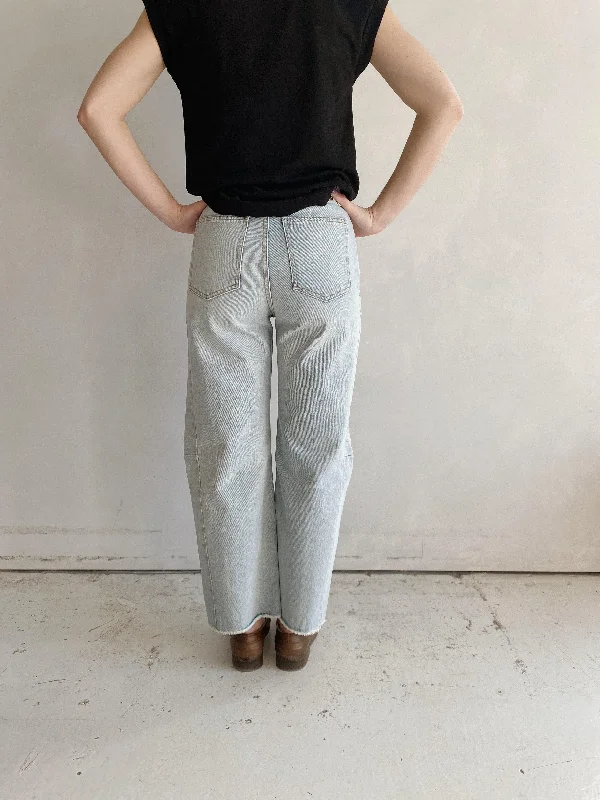 lasso jean in hess light vintage