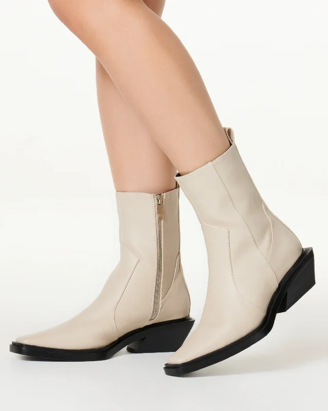 Kaia Boot Bone